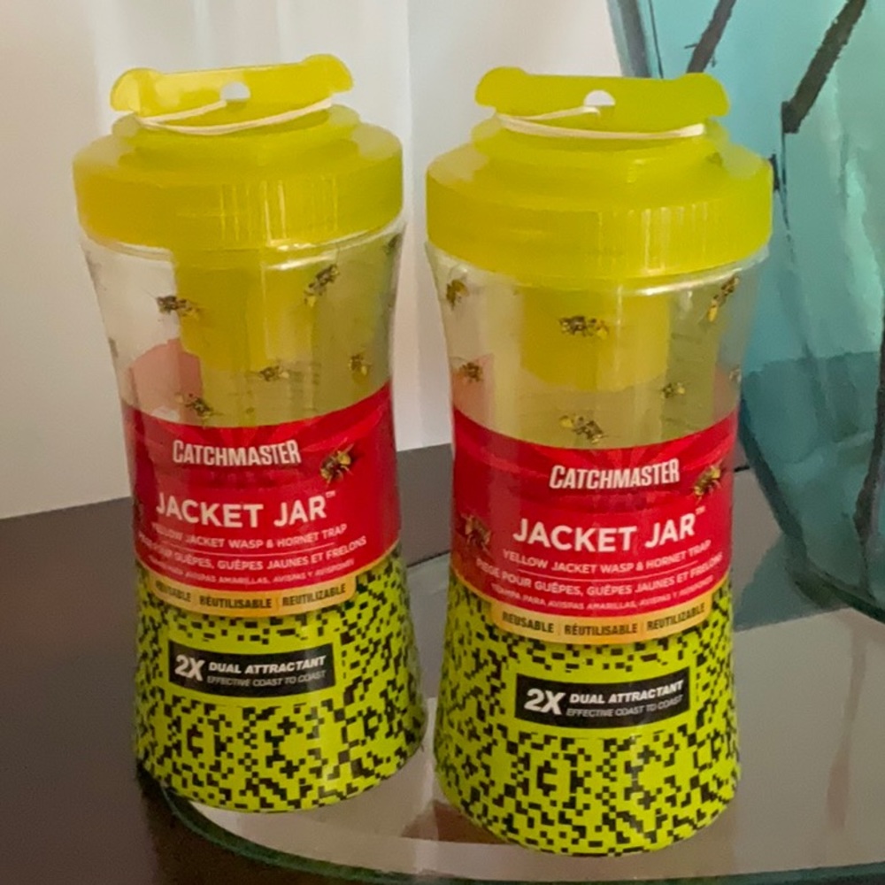 2 new catchmaster jacket jar